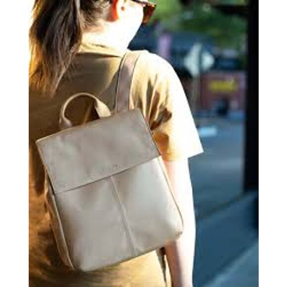 AMERICAN LEATHER CO. Liberty Backpack Gray/Taupe Purse Bag TRAVEL MINIMALIST - Picture 1 of 9